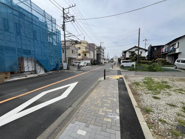 �_�ސ쌧������s��̓y�n�̑O�ʓ��H�܂ތ��n�ʐ^