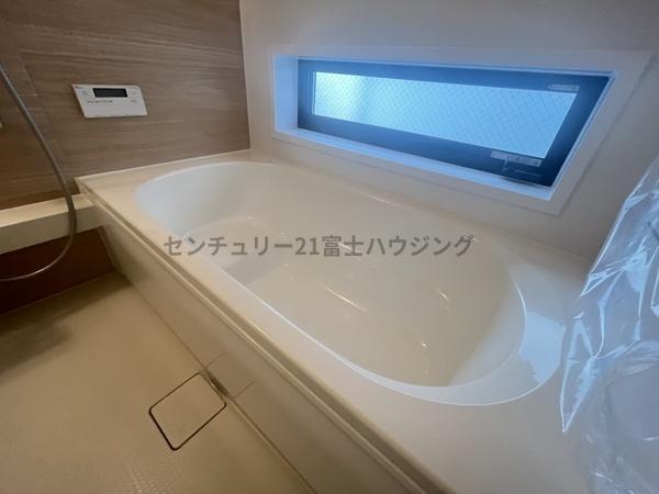 �_�ސ쌧������s����1���ڂ̐V�z��ˌ��Ă̗���