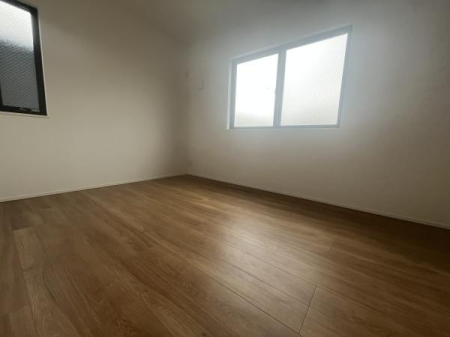 �_�ސ쌧������s����1���ڂ̐V�z��ˌ��Ă̗m��