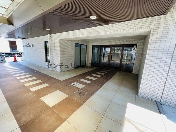 �_�ސ쌧����s�А��C��1���� 8-21�̒��Ã}���V�����̃G���g�����X