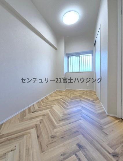 �_�ސ쌧����s�А��C��1���� 8-21�̒��Ã}���V�����̗m��