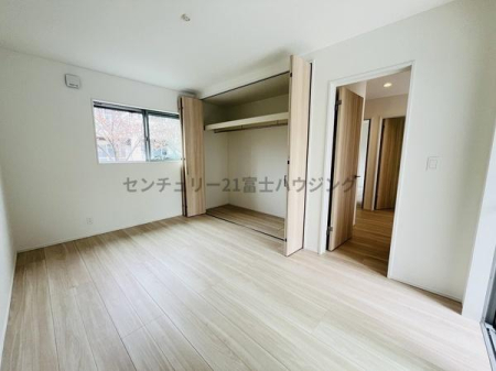 �_�ސ쌧������s���a�c1���ڂ̐V�z��ˌ��Ă̐Q��