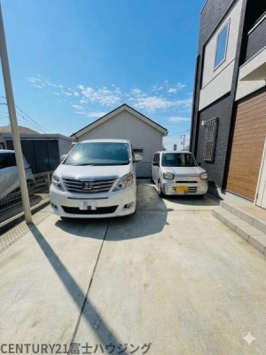 �_�ސ쌧����s������ 309-17�̒��È�ˌ��Ă̒��ԏ�