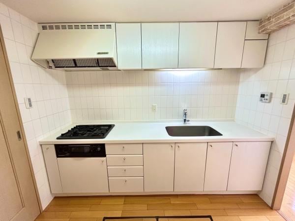 �_�ސ쌧������s���C�ݓ�6���ڂ̒��Ã}���V�����̃L�b�`��