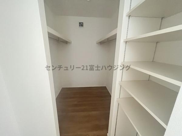 �_�ސ쌧������s����1���ڂ̐V�z��ˌ��Ă̎��[