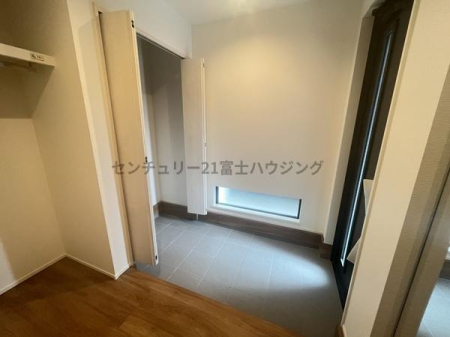 �_�ސ쌧������s����1���ڂ̐V�z��ˌ��Ă̌���