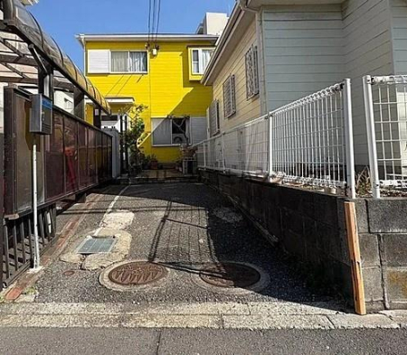 �_�ސ쌧����s�{����2���ڂ̒��È�ˌ��Ă̒��ԏ�