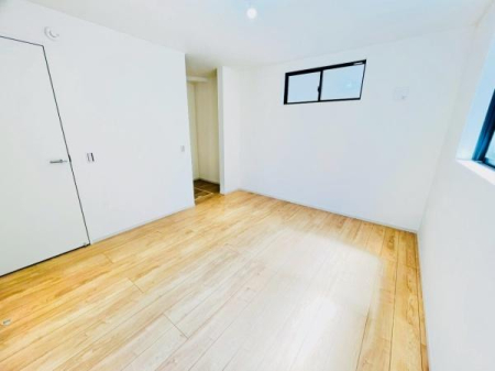 �_�ސ쌧����s�H��5���ڂ̐V�z��ˌ��Ă̗m��