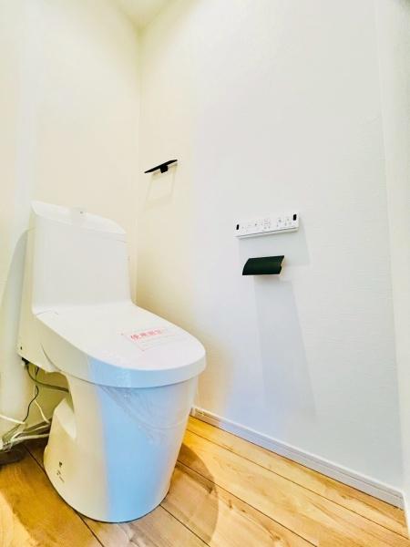 �_�ސ쌧����s�H��5���ڂ̐V�z��ˌ��Ẵg�C��