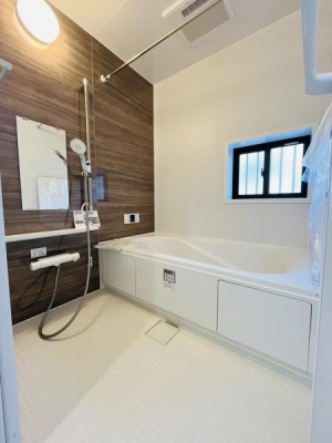 �_�ސ쌧������s����4���ڂ̐V�z��ˌ��Ă̗���