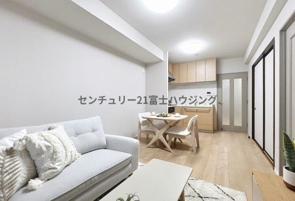 �_�ސ쌧����s�А��C��2���ڂ̒��Ã}���V�����̃��r���O