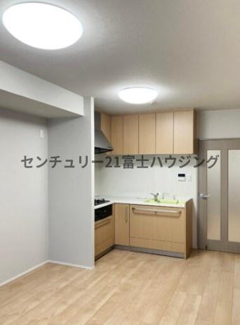 �_�ސ쌧����s�А��C��2���ڂ̒��Ã}���V�����̃L�b�`��