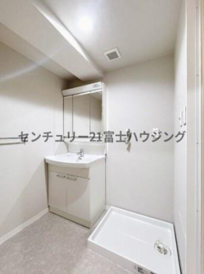 �_�ސ쌧����s�А��C��2���ڂ̒��Ã}���V�����̐��ʑ�E���ʏ�