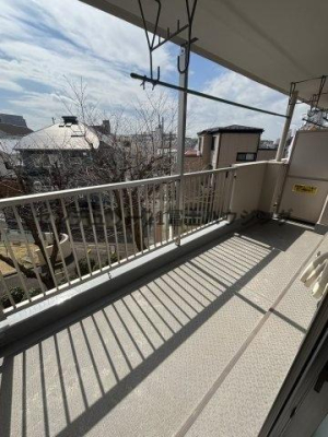 �_�ސ쌧����s�T���1���ڂ̒��Ã}���V�����̃o���R�j�[