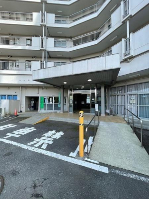 �_�ސ쌧����s�T���1���ڂ̒��Ã}���V�����̃G���g�����X