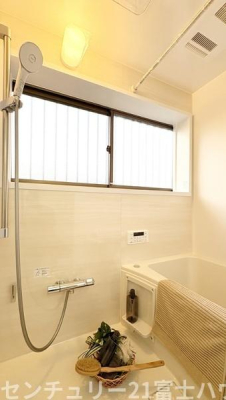 �_�ސ쌧����s����4���ڂ̒��È�ˌ��Ă̗���