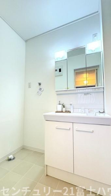 �_�ސ쌧����s����4���ڂ̒��È�ˌ��Ă̐��ʑ�E���ʏ�