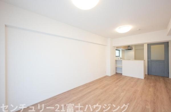 �_�ސ쌧����s�����C��1���ڂ̒��Ã}���V�����̃��r���O