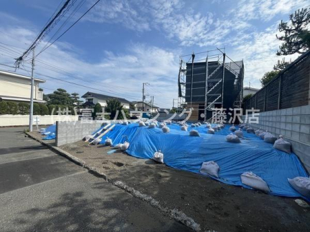 �_�ސ쌧����s�ғ�������1���ڂ̐V�z��ˌ��Ă̌��n�O�ώʐ^