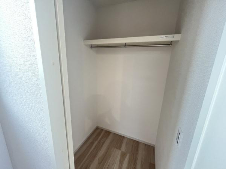 �_�ސ쌧������s���C�ݓ�4���ڂ̐V�z��ˌ��Ă̎��[