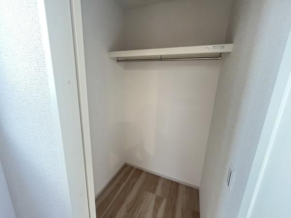 �_�ސ쌧������s���C�ݓ�4���ڂ̐V�z��ˌ��Ă̎��[