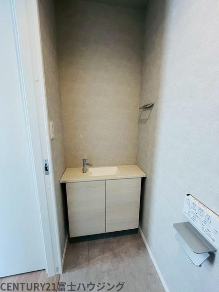 �_�ސ쌧����s�А��R1���ڂ̐V�z��ˌ��Ă̎��[