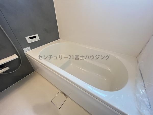 �_�ސ쌧������s��̐V�z��ˌ��Ă̗���