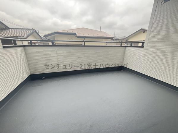 �_�ސ쌧������s��̐V�z��ˌ��Ẵo���R�j�[