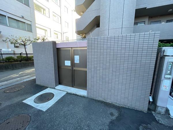 �_�ސ쌧����s���� 1052-3�̒��Ã}���V�����̂��̑����p��