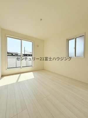 �_�ސ쌧������s��̐V�z��ˌ��Ă̗m��