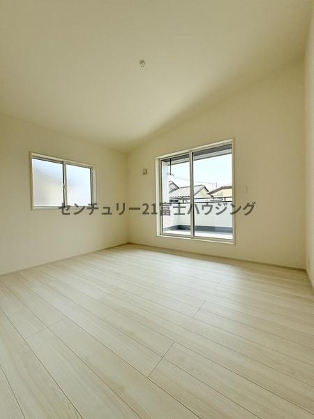 �_�ސ쌧������s��̐V�z��ˌ��Ă̗m��