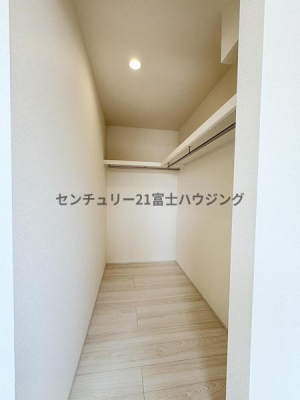 �_�ސ쌧������s��̐V�z��ˌ��Ă̎��[