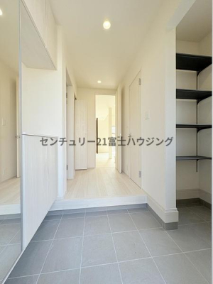 �_�ސ쌧������s��̐V�z��ˌ��Ă̌���