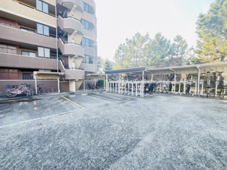 �_�ސ쌧������s�l�V�� 438-2�̒��Ã}���V�����̂��̑����p��