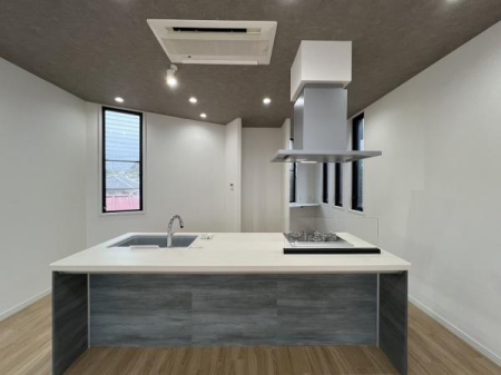 �_�ސ쌧����s�А�3���ڂ̒��È�ˌ��ẴL�b�`��