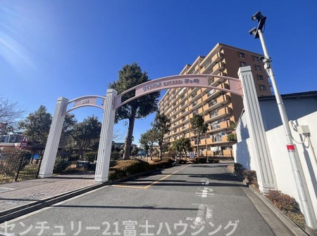 �_�ސ쌧������s���h�̒��Ã}���V�����̌��n�O�ώʐ^