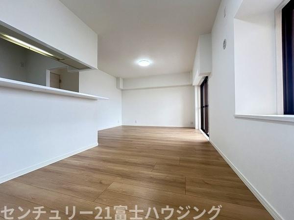 �_�ސ쌧������s���h�̒��Ã}���V�����̃��r���O