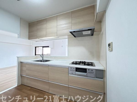 �_�ސ쌧������s���h�̒��Ã}���V�����̃L�b�`��