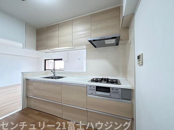 �_�ސ쌧������s���h�̒��Ã}���V�����̃L�b�`��