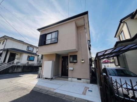 �_�ސ쌧�C�V���s���P�J4���ڂ̒��È�ˌ��Ă̑O�ʓ��H�܂ތ��n�ʐ^