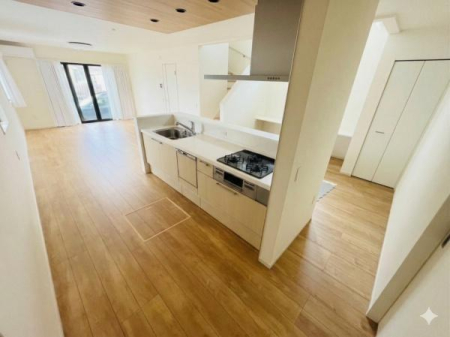 �_�ސ쌧���ˎs���^�y4���ڂ̒��È�ˌ��ẴL�b�`��