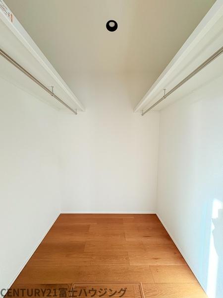 �_�ސ쌧����s����̐V�z��ˌ��Ă̎��[