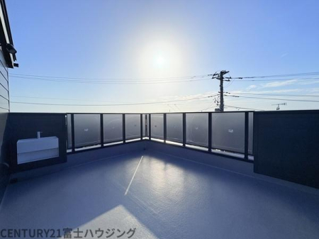 �_�ސ쌧����s����̐V�z��ˌ��Ẵo���R�j�[