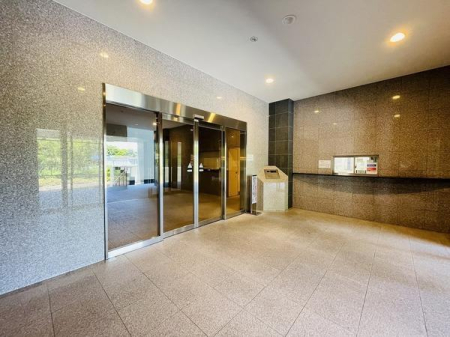 �_�ސ쌧���q�s�␣�̒��Ã}���V�����̃G���g�����X