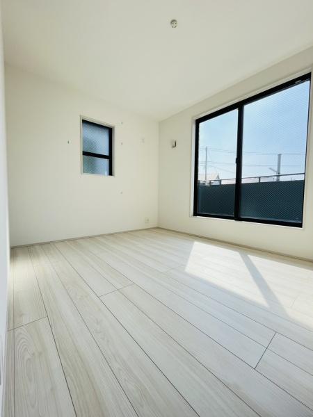 �_�ސ쌧������s����2���ڂ̐V�z��ˌ��Ă̗m��