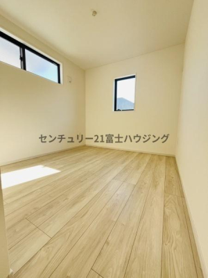 �_�ސ쌧������s�����u�̐V�z��ˌ��Ă̗m��