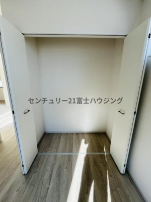 �_�ސ쌧������s�����u�̐V�z��ˌ��Ă̎��[