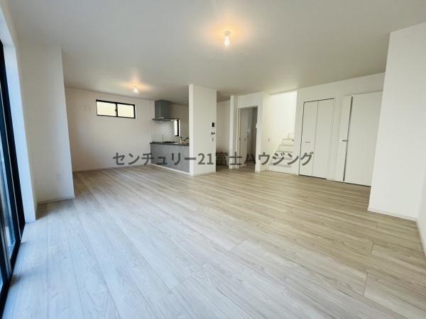 �_�ސ쌧������s�����u�̐V�z��ˌ��Ẵ��r���O