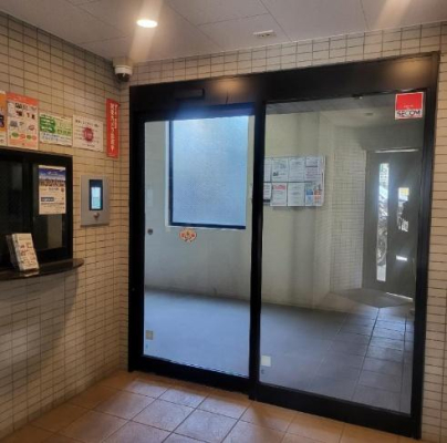 �_�ސ쌧����s����̒��Ã}���V�����̃G���g�����X