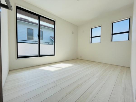 �_�ސ쌧������s����2���ڂ̐V�z��ˌ��Ă̗m��